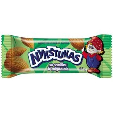 Nykstukas Glazed curd bar with Almonds 45g