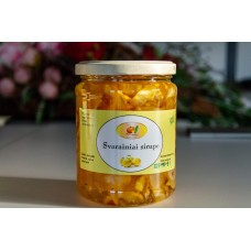 Svarainiai su avietemis sirupe /Quinces with raspberries in Syrup 500g